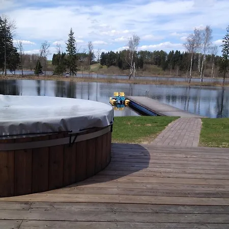 بيت ضيافة Sammuli Village