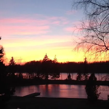 بيت ضيافة Sammuli Village