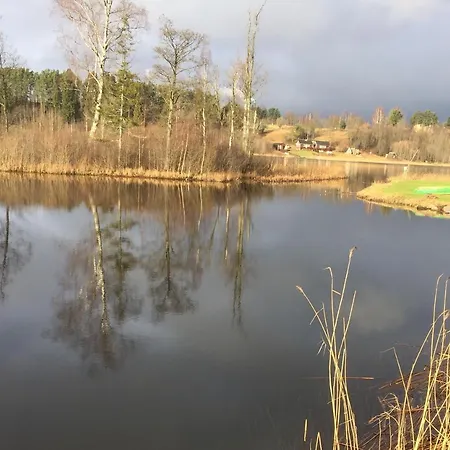 בית הארחה Sammuli Village ויליאנדי