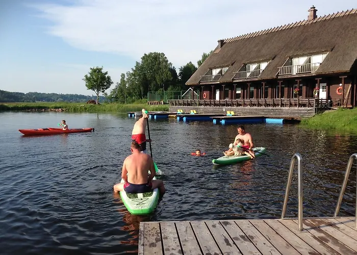 בית הארחה Sammuli Village ויליאנדי